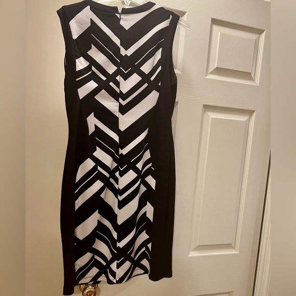 Women’s Summer Dresses - Picture 11 of 16